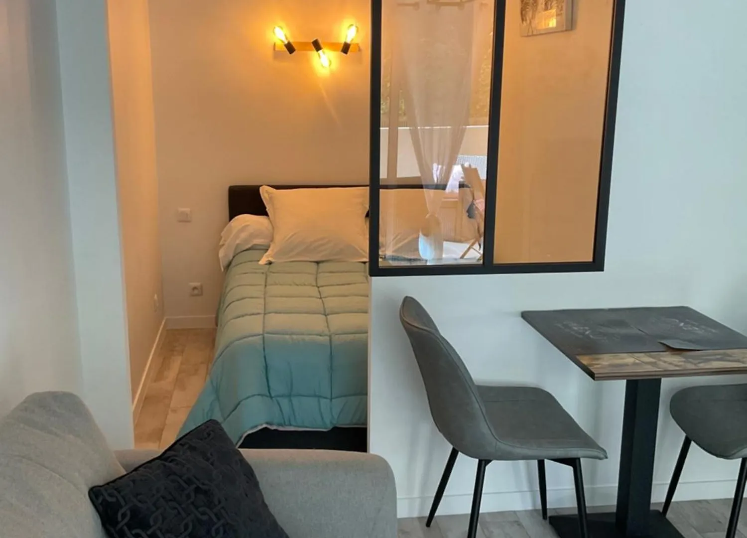 Apartamento Studio Coin Nuit Terrasse Parking Clim Nice